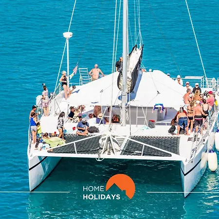 #316 Flat New Town By Holidays شقة *